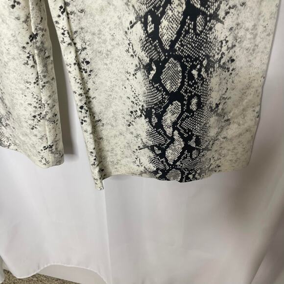 Gianni Bini women's M wide legged slacks pants trousers white black snakeskin - Picture 14 of 16